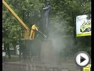 KARCHER (Керхер) - Очистка памятника в Ярославле.avi